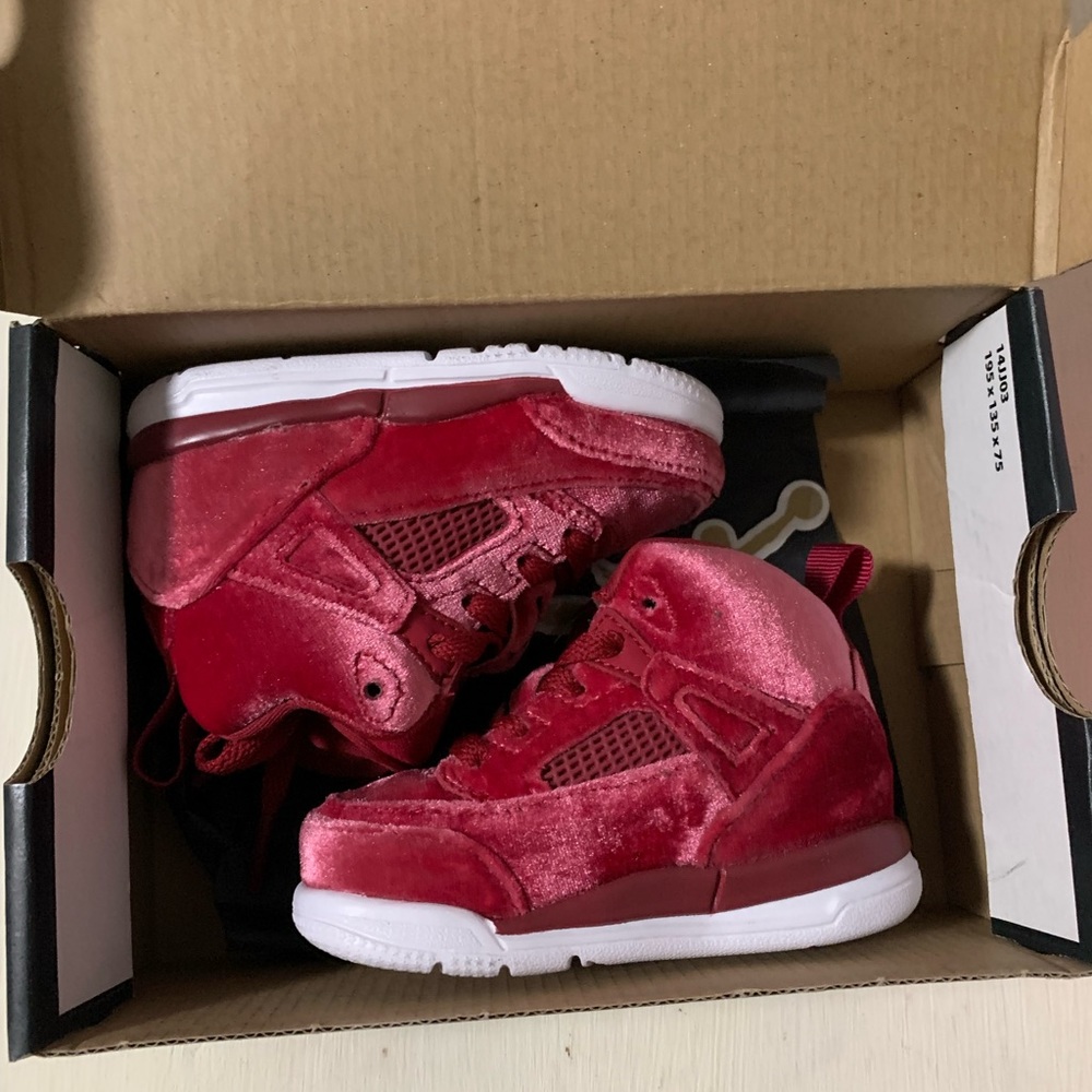 Air Jordan infant size 4 shoes